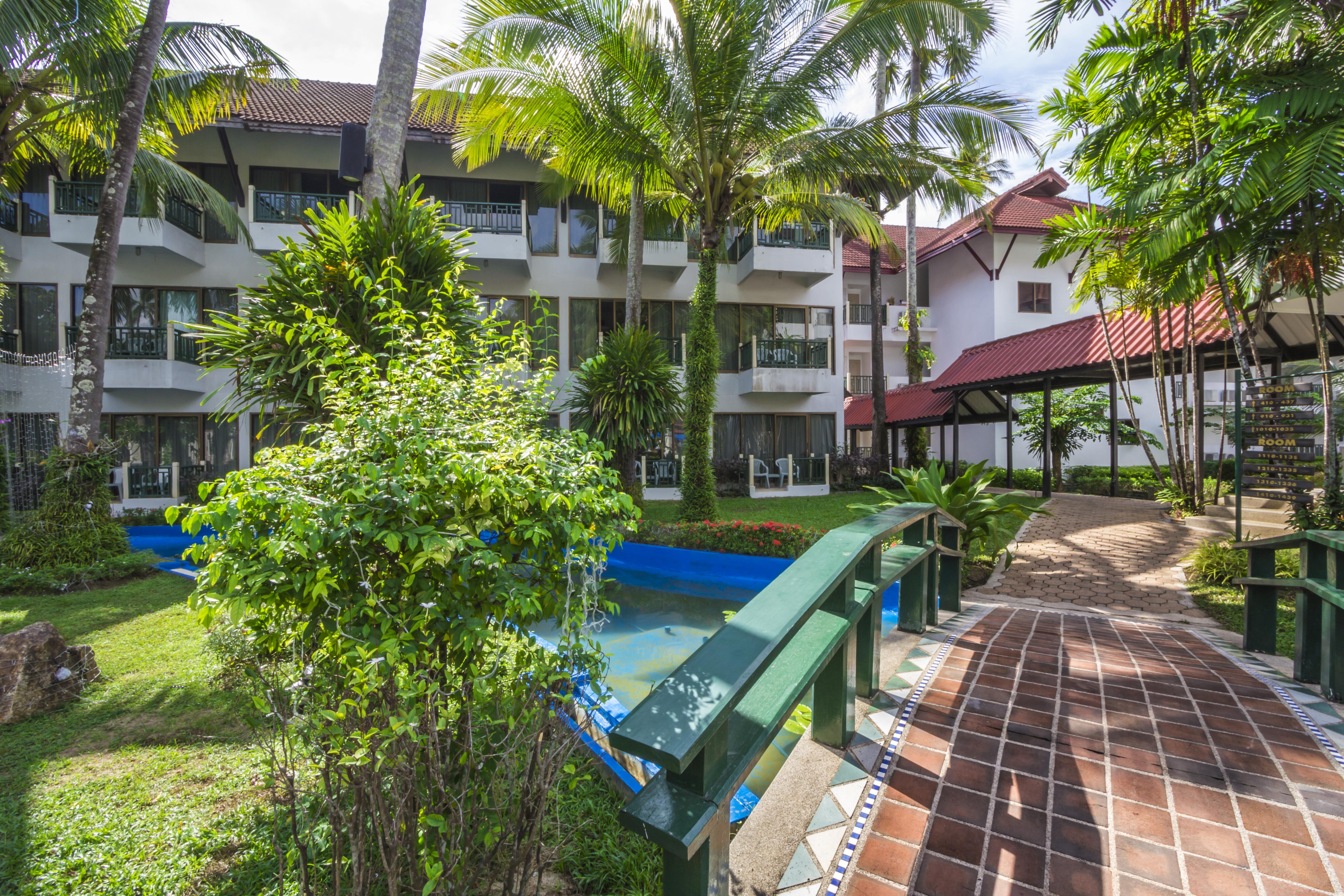Amora Beach Resort Phuket Plaja Bang Tao Exterior foto