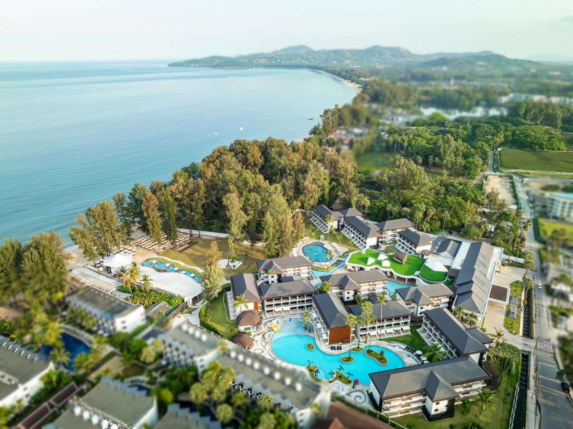 Amora Beach Resort Phuket Plaja Bang Tao Exterior foto