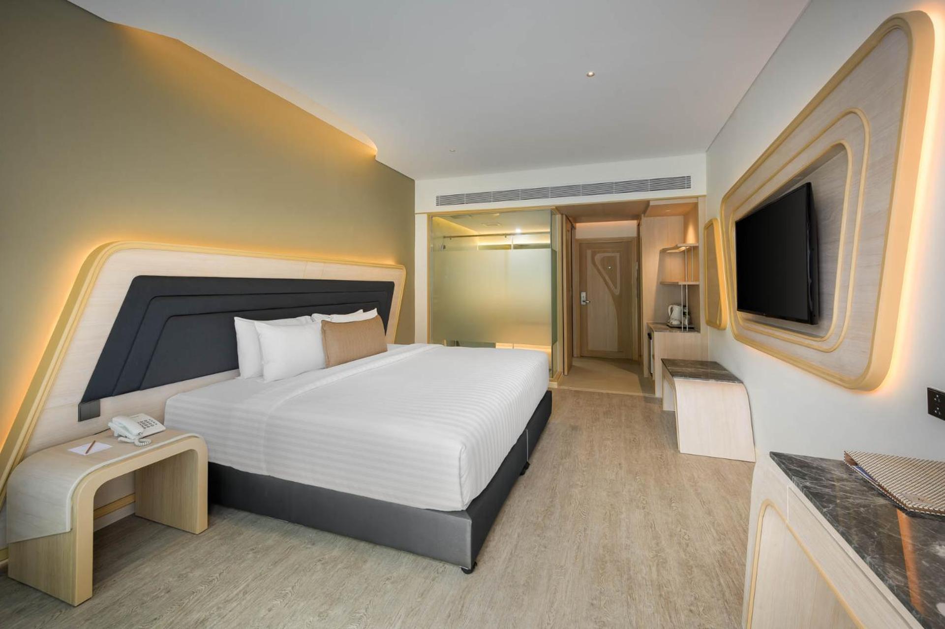 Amora Beach Resort Phuket Plaja Bang Tao Exterior foto