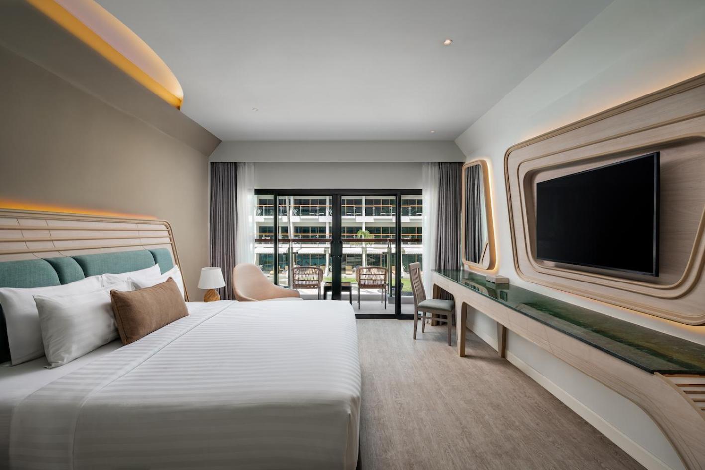 Amora Beach Resort Phuket Plaja Bang Tao Exterior foto